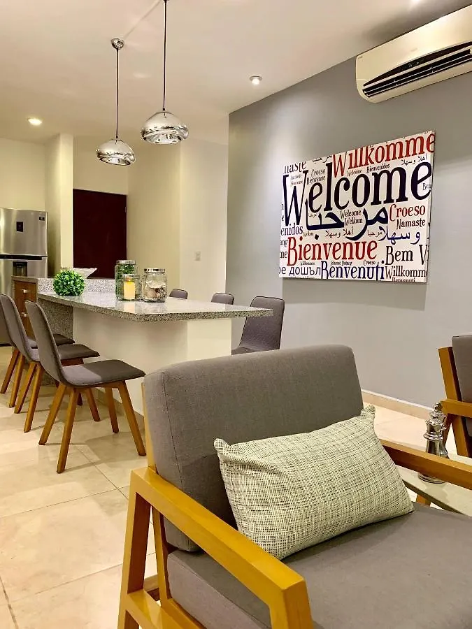 Sleeps 4-6-Amazing 2 Bedroom Ph With Bbq Jacuzzi トゥルム 0*,